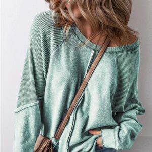 Women’s sweatshirt